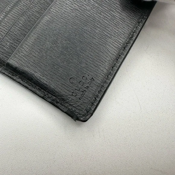 Gucci Leather Clasp Wallet - Picture 9 of 15